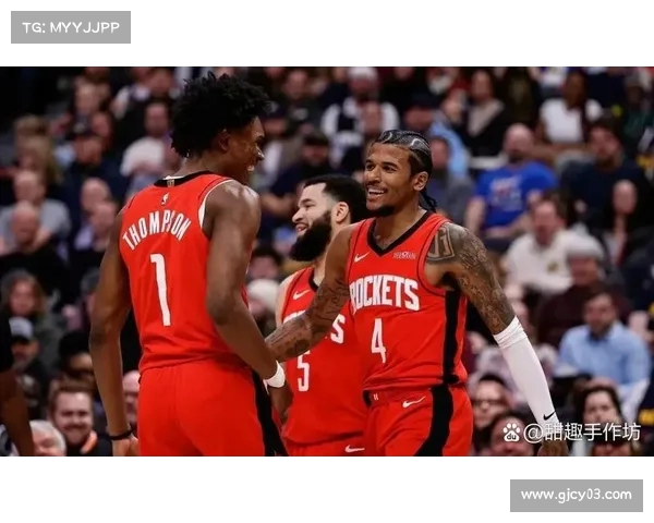 NBA球星交易风云再起 多队争夺超级巨星引发联盟震动
