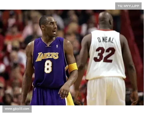 NBA历史经典对决盘点：那些改变比赛格局的传奇对抗与巅峰时刻